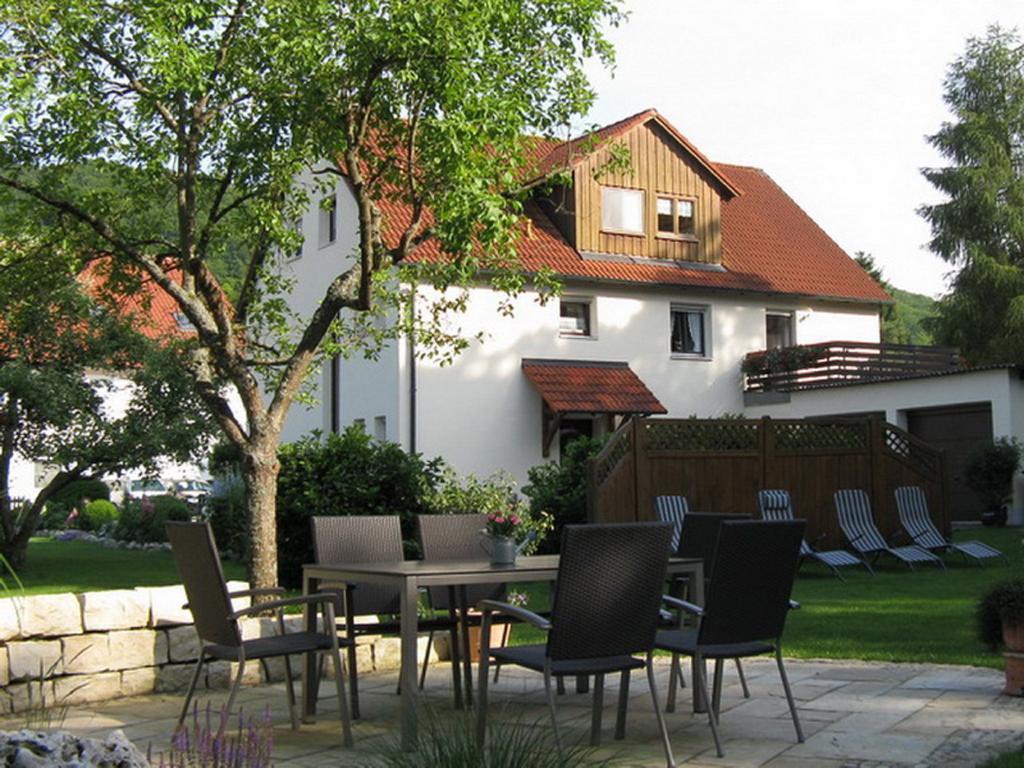 Ferienwohnung Rita Halser Riedenburg Exterior foto